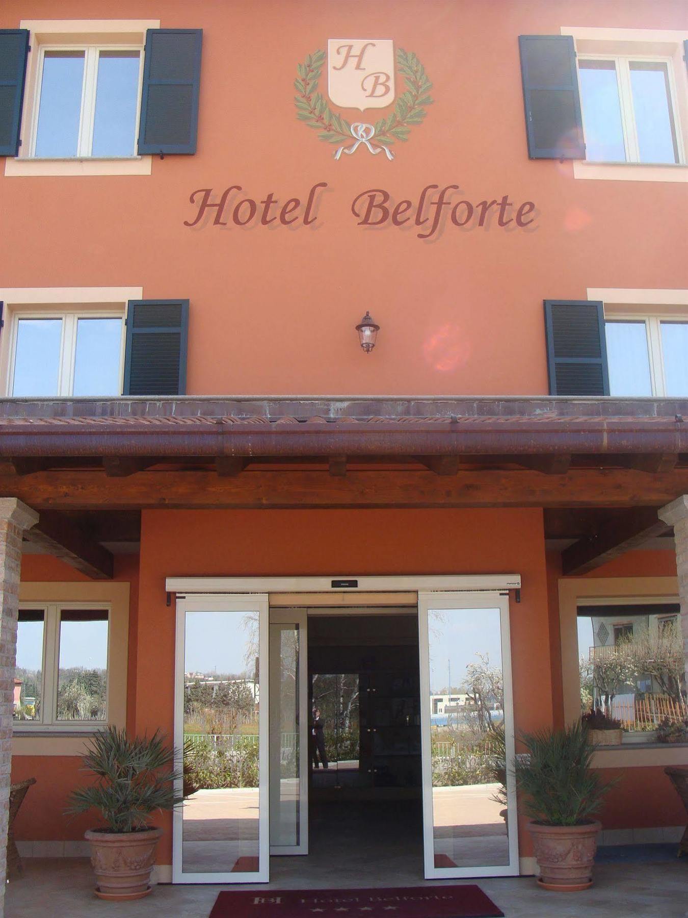 Hotel Belforte Ovada Esterno foto