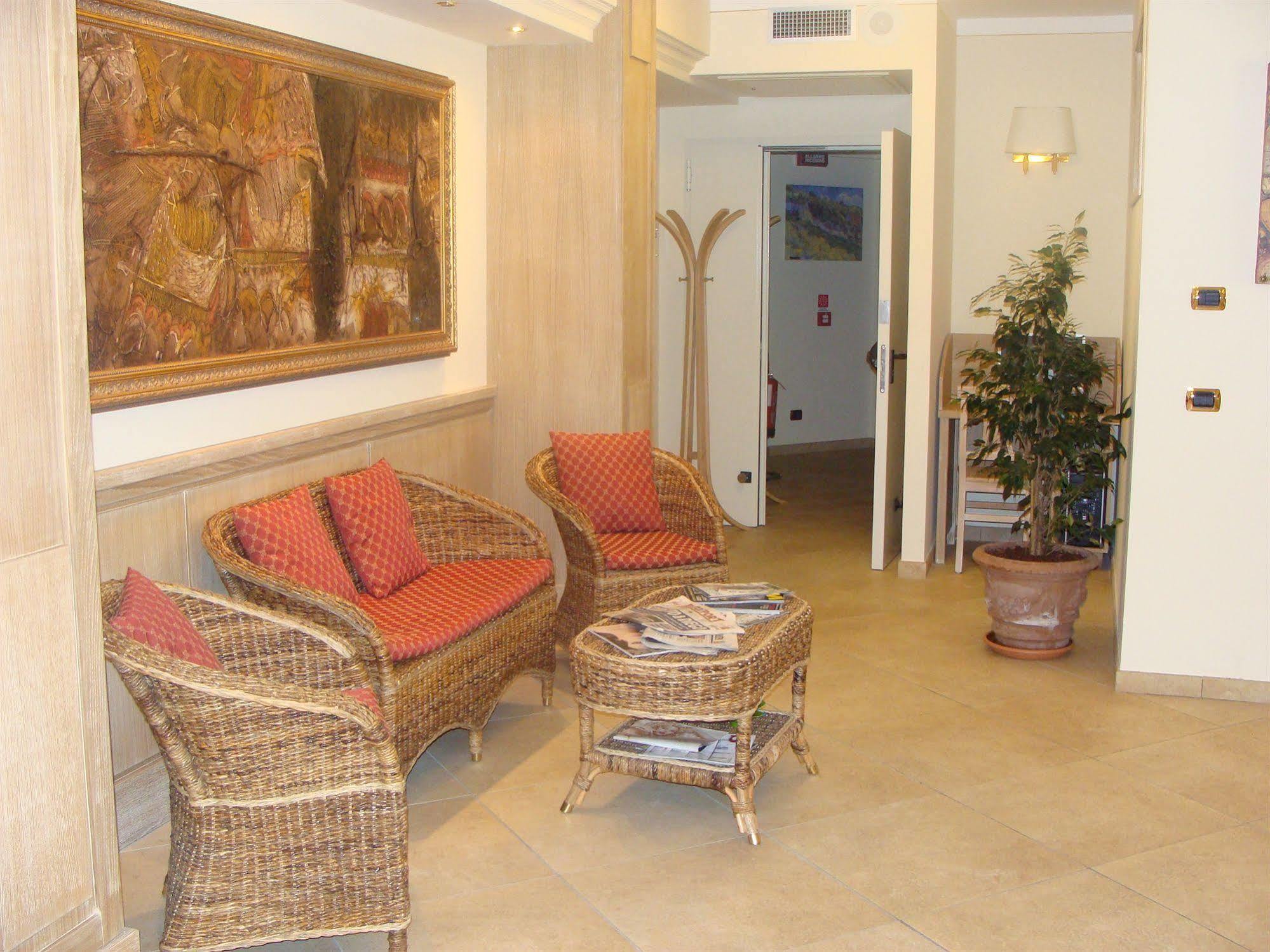 Hotel Belforte Ovada Esterno foto