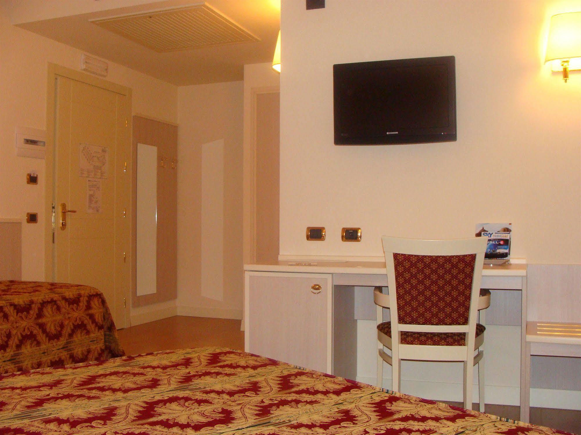 Hotel Belforte Ovada Esterno foto