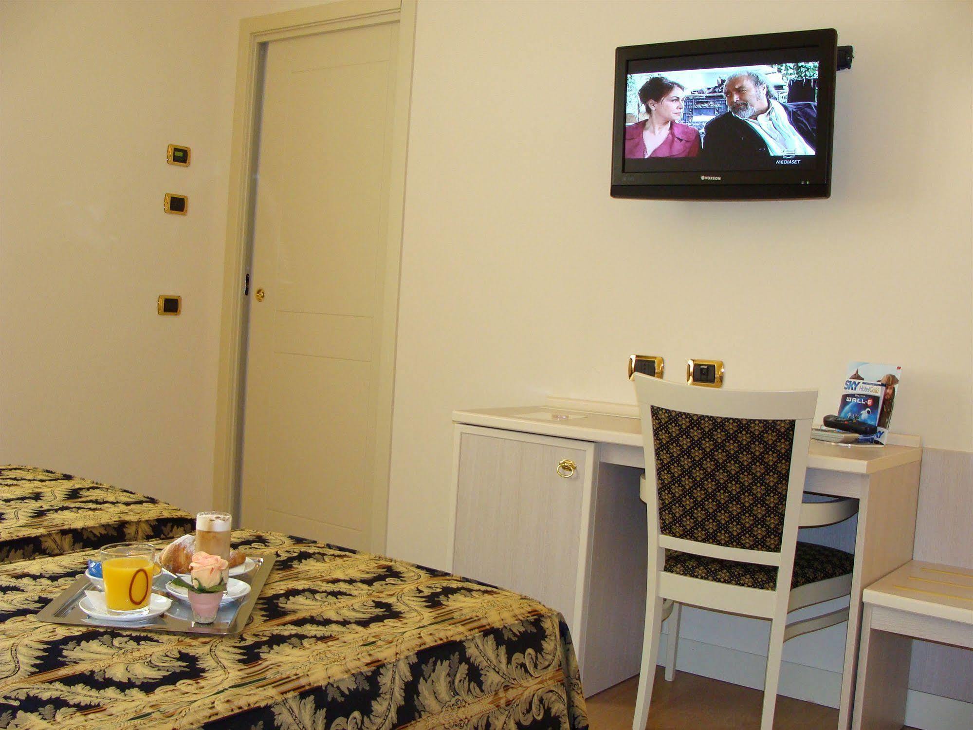 Hotel Belforte Ovada Esterno foto