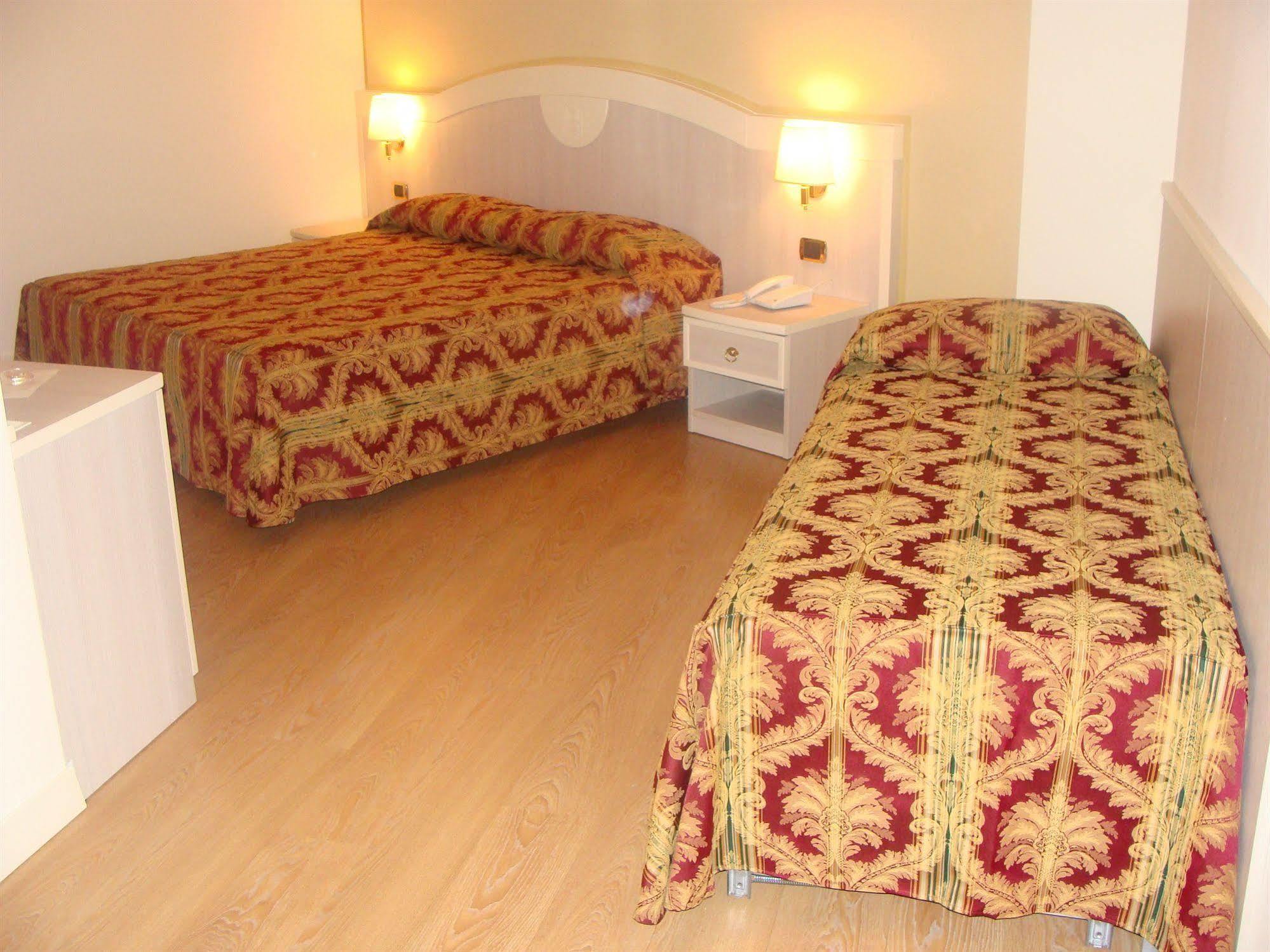 Hotel Belforte Ovada Esterno foto
