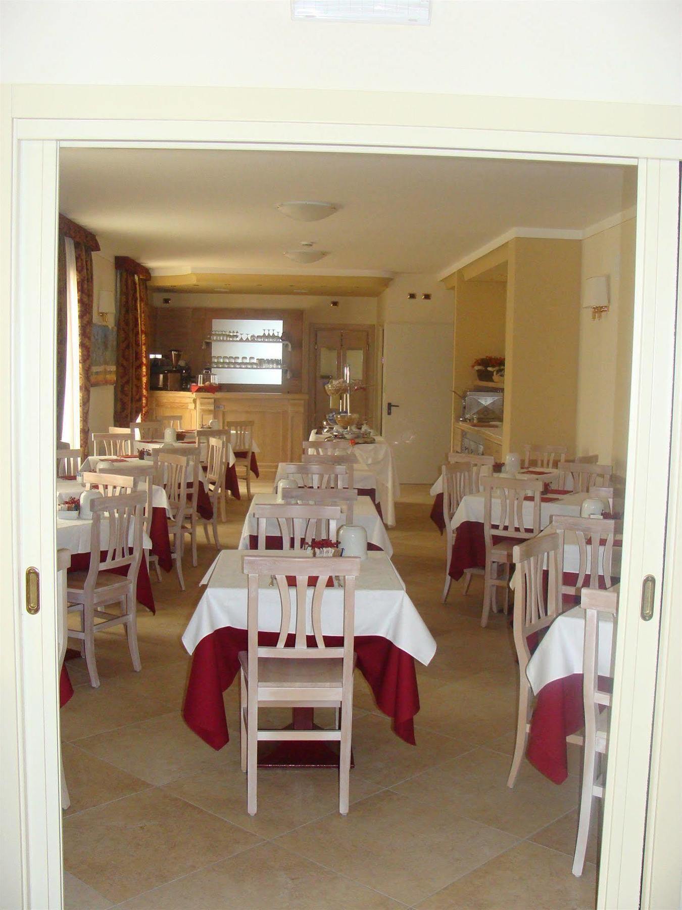 Hotel Belforte Ovada Esterno foto
